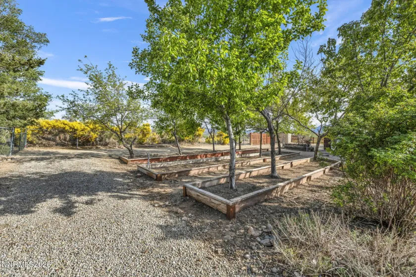 1097 Meadowlark, Gardnerville, Nevada 89460, 5 Bedrooms Bedrooms, ,3 BathroomsBathrooms,Residential,Residential,Meadowlark,260005485