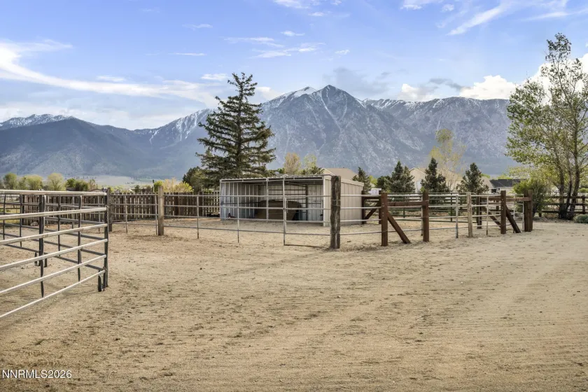 1097 Meadowlark, Gardnerville, Nevada 89460, 5 Bedrooms Bedrooms, ,3 BathroomsBathrooms,Residential,Residential,Meadowlark,260005485