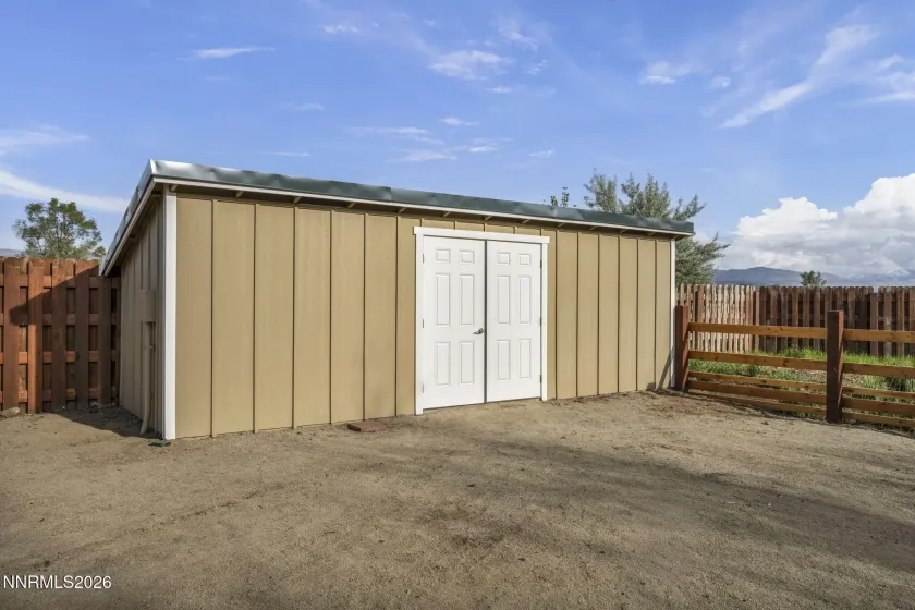 1097 Meadowlark, Gardnerville, Nevada 89460, 5 Bedrooms Bedrooms, ,3 BathroomsBathrooms,Residential,Residential,Meadowlark,260005485