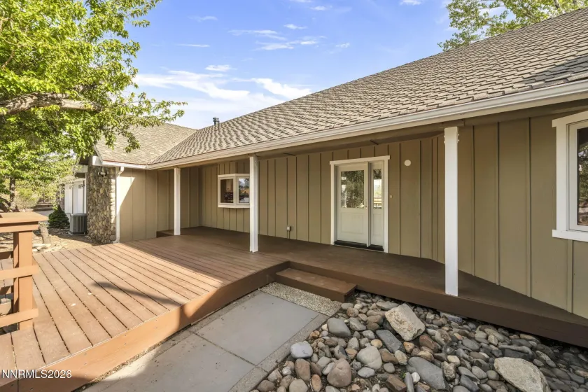 1097 Meadowlark, Gardnerville, Nevada 89460, 5 Bedrooms Bedrooms, ,3 BathroomsBathrooms,Residential,Residential,Meadowlark,260005485