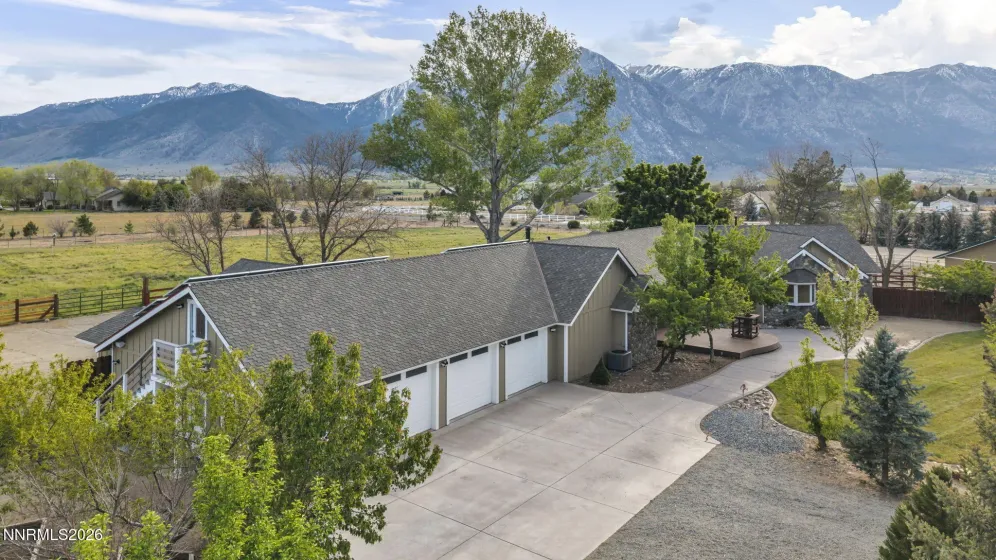 1097 Meadowlark, Gardnerville, Nevada 89460, 5 Bedrooms Bedrooms, ,3 BathroomsBathrooms,Residential,Residential,Meadowlark,260005485