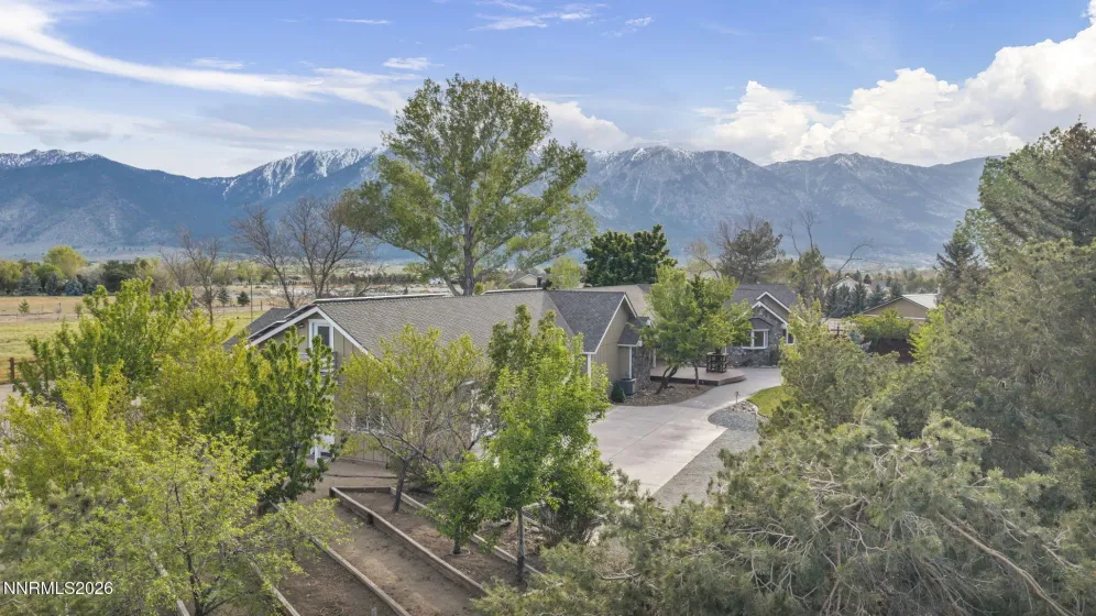 1097 Meadowlark, Gardnerville, Nevada 89460, 5 Bedrooms Bedrooms, ,3 BathroomsBathrooms,Residential,Residential,Meadowlark,260005485