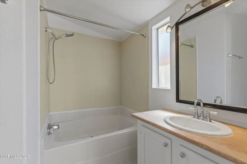784 Chari, Moundhouse, Nevada 89706, 3 Bedrooms Bedrooms, ,2 BathroomsBathrooms,Residential,Residential,Chari,260005486
