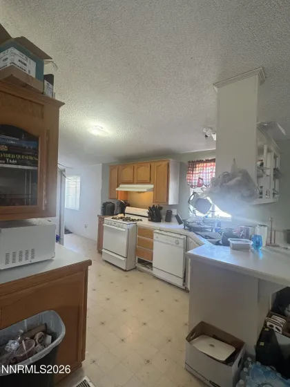3525 Soda Lake, Fallon, Nevada 89406, 3 Bedrooms Bedrooms, ,2 BathroomsBathrooms,Residential,Residential,Soda Lake,260005489