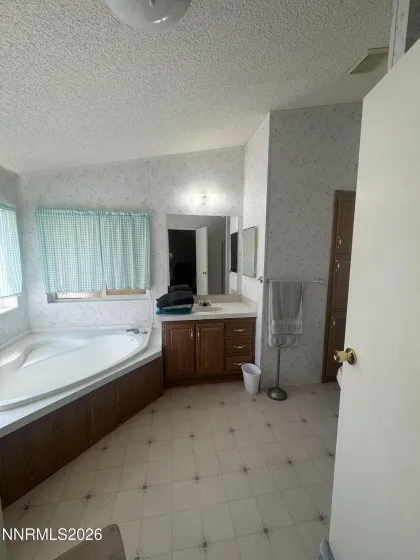 3525 Soda Lake, Fallon, Nevada 89406, 3 Bedrooms Bedrooms, ,2 BathroomsBathrooms,Residential,Residential,Soda Lake,260005489