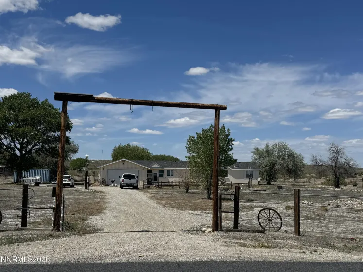 3525 Soda Lake, Fallon, Nevada 89406, 3 Bedrooms Bedrooms, ,2 BathroomsBathrooms,Residential,Residential,Soda Lake,260005489