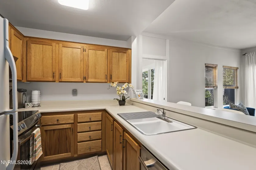 807 Alder, Incline Village, Nevada 89451, 2 Bedrooms Bedrooms, ,2 BathroomsBathrooms,Residential,Residential,Alder,260005499