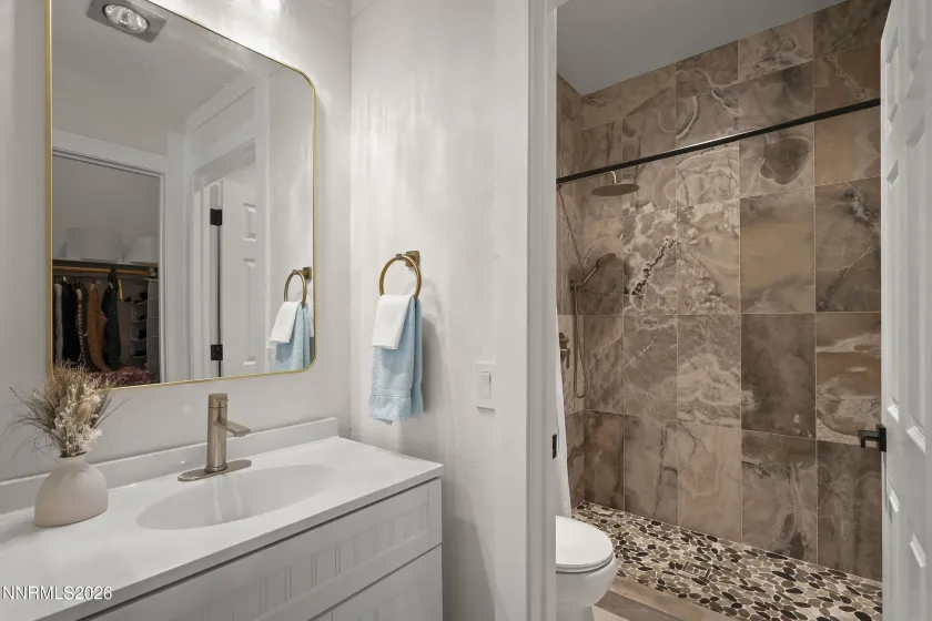 807 Alder, Incline Village, Nevada 89451, 2 Bedrooms Bedrooms, ,2 BathroomsBathrooms,Residential,Residential,Alder,260005499