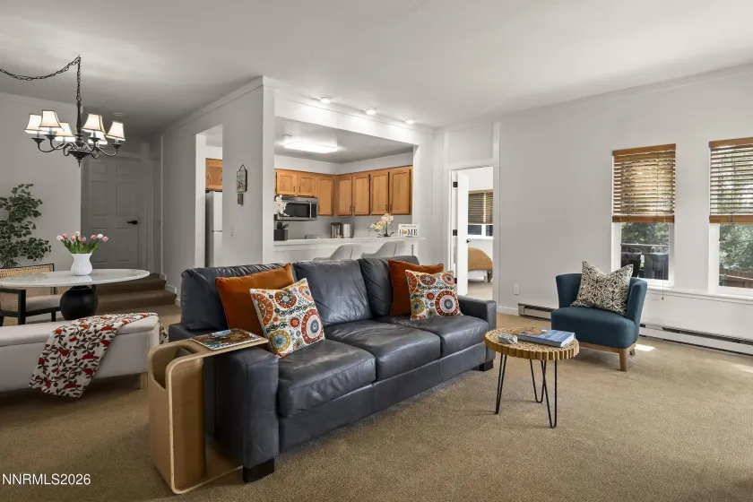 807 Alder, Incline Village, Nevada 89451, 2 Bedrooms Bedrooms, ,2 BathroomsBathrooms,Residential,Residential,Alder,260005499