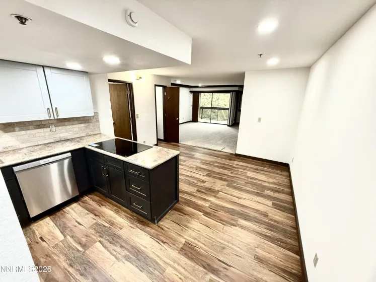 333 Ski, Incline Village, Nevada 89451, 2 Bedrooms Bedrooms, ,2 BathroomsBathrooms,Residential,Residential,Ski,260005503