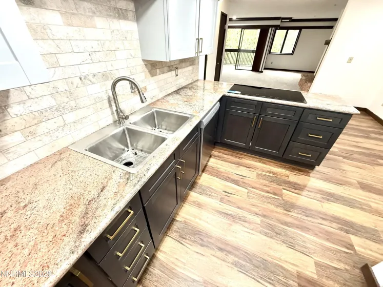 333 Ski, Incline Village, Nevada 89451, 2 Bedrooms Bedrooms, ,2 BathroomsBathrooms,Residential,Residential,Ski,260005503