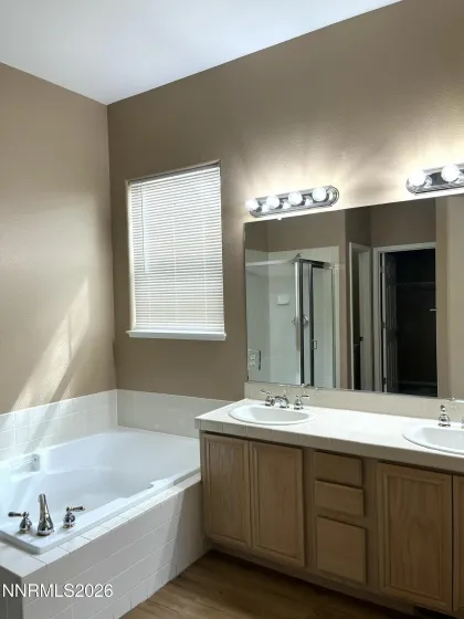7874 Tormes, Sparks, Nevada 89436, 3 Bedrooms Bedrooms, ,2 BathroomsBathrooms,Residential,Residential,Tormes,260001832