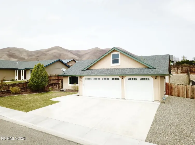 636 Husker, Winnemucca, Nevada 89445, 3 Bedrooms Bedrooms, ,3 BathroomsBathrooms,Residential,Residential,Husker,260005505