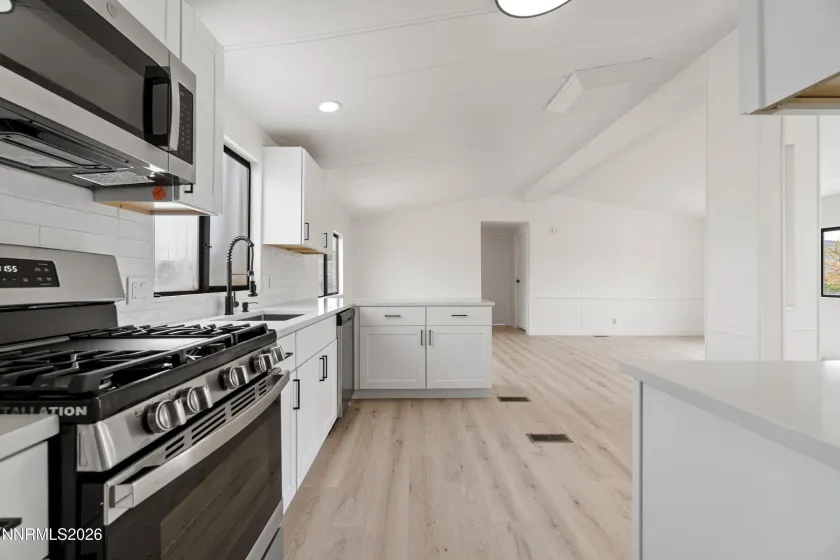 8070 Iroquois, Stagecoach, Nevada 89429, 3 Bedrooms Bedrooms, ,2 BathroomsBathrooms,Residential,Residential,Iroquois,260005508