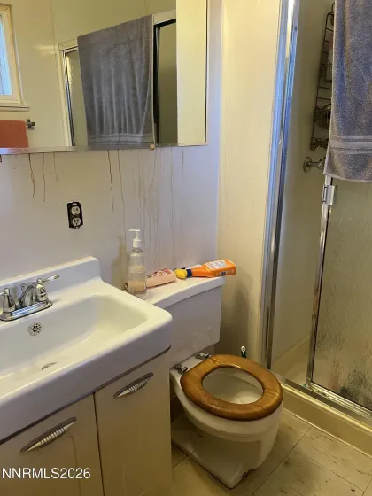 2285 Jessie, Sparks, Nevada 89431, 3 Bedrooms Bedrooms, ,2 BathroomsBathrooms,Residential,Residential,Jessie,260005510