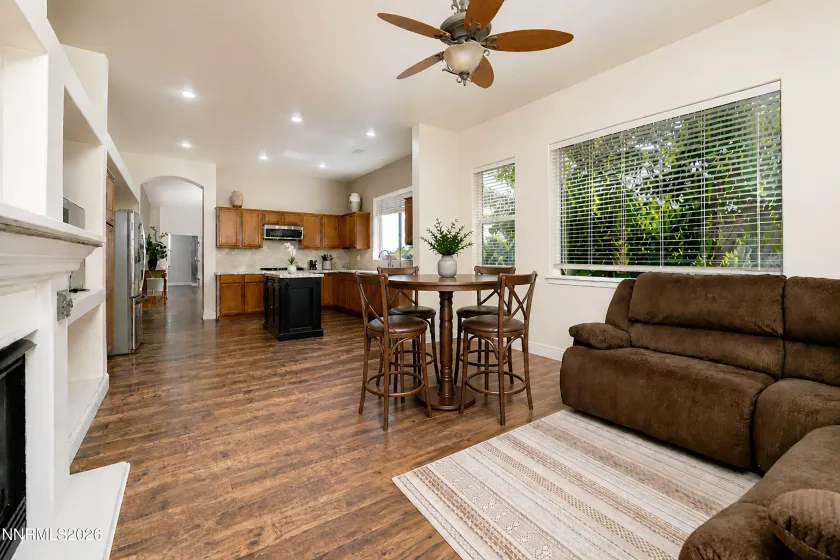 3392 Long, Minden, Nevada 89423, 3 Bedrooms Bedrooms, ,3 BathroomsBathrooms,Residential,Residential,Long,260005511