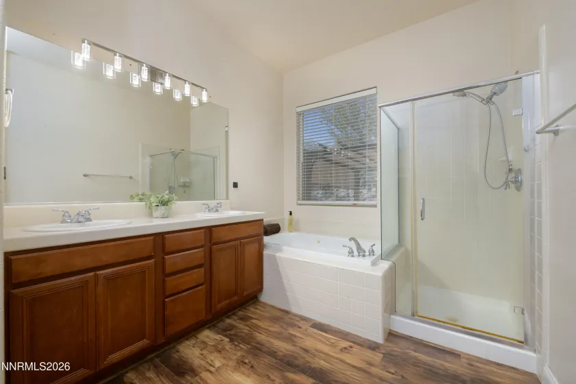 3392 Long, Minden, Nevada 89423, 3 Bedrooms Bedrooms, ,3 BathroomsBathrooms,Residential,Residential,Long,260005511