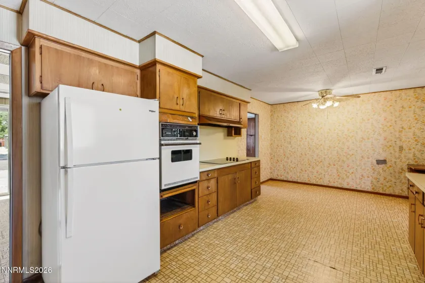 825 Capitol Hill, Reno, Nevada 89502, 2 Bedrooms Bedrooms, ,2 BathroomsBathrooms,Residential,Residential,Capitol Hill,260005514