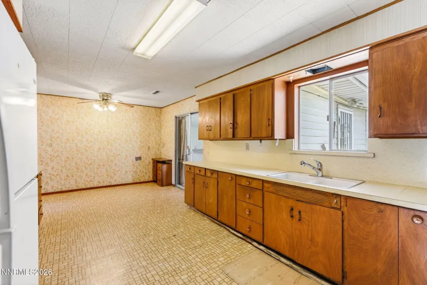 825 Capitol Hill, Reno, Nevada 89502, 2 Bedrooms Bedrooms, ,2 BathroomsBathrooms,Residential,Residential,Capitol Hill,260005514