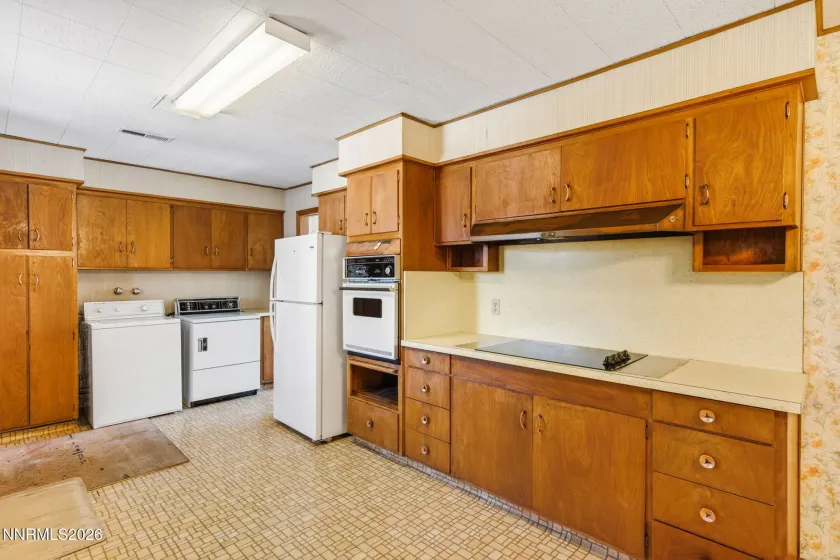 825 Capitol Hill, Reno, Nevada 89502, 2 Bedrooms Bedrooms, ,2 BathroomsBathrooms,Residential,Residential,Capitol Hill,260005514