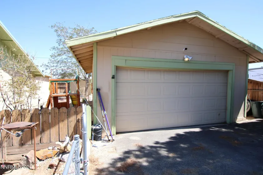 824 H, Hawthorne, Nevada 89415, 3 Bedrooms Bedrooms, ,2 BathroomsBathrooms,Residential,Residential,H,250054914