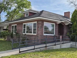 210 Taylor, Fallon, Nevada 89406, ,2 BathroomsBathrooms,Residential,Residential,Taylor,260005521