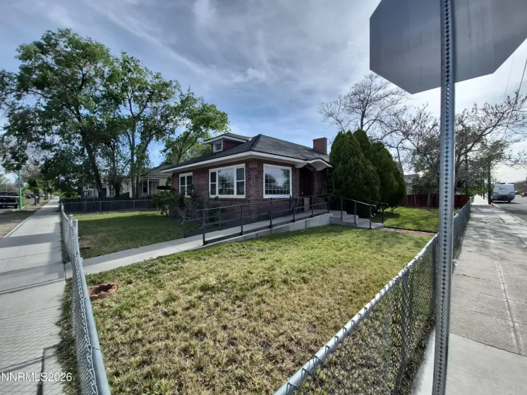 210 Taylor, Fallon, Nevada 89406, ,2 BathroomsBathrooms,Residential,Residential,Taylor,260005521