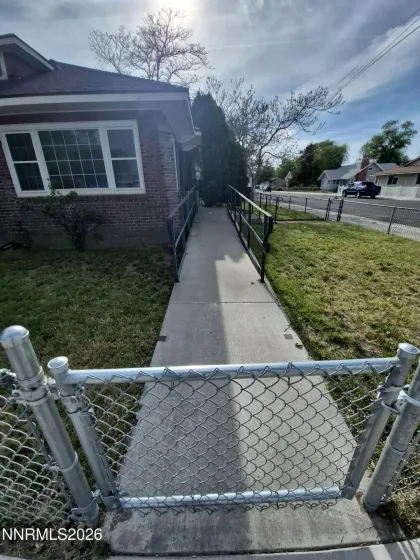 210 Taylor, Fallon, Nevada 89406, ,2 BathroomsBathrooms,Residential,Residential,Taylor,0,260005521