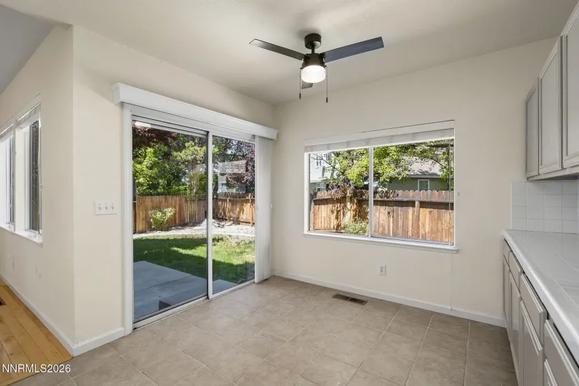4695 Hydepark, Reno, Nevada 89502, 3 Bedrooms Bedrooms, ,3 BathroomsBathrooms,Residential,Residential,Hydepark,260005523