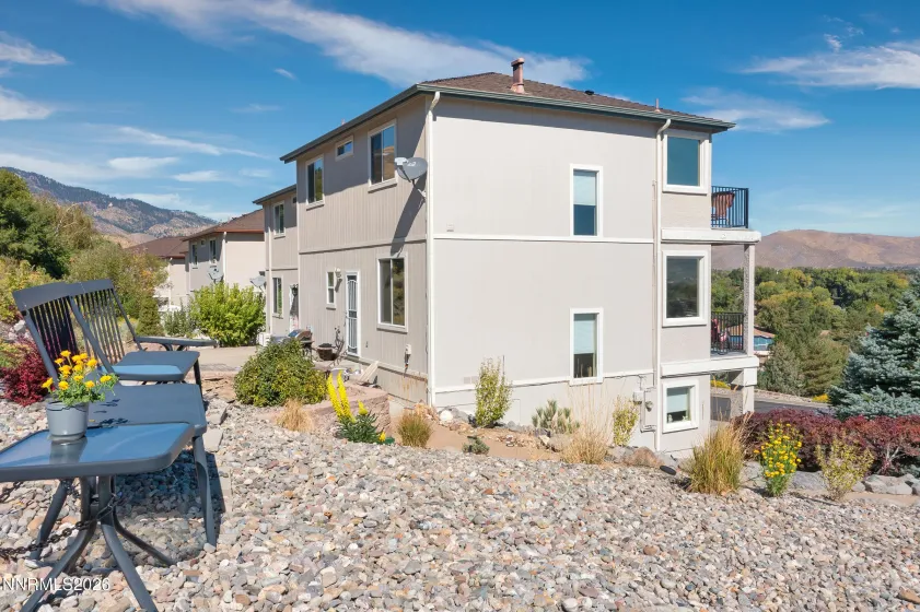 1350 Thompson, Carson City, Nevada 89703, 3 Bedrooms Bedrooms, ,3 BathroomsBathrooms,Residential,Residential,Thompson,260005525