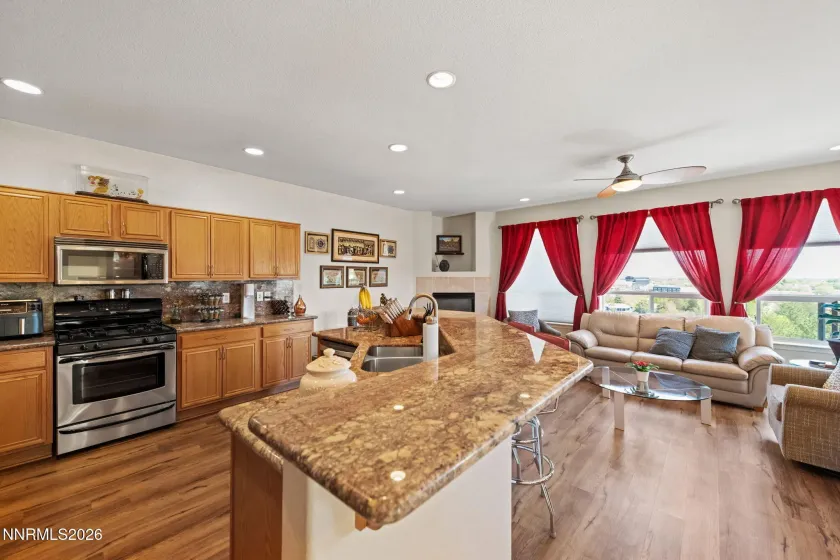 1350 Thompson, Carson City, Nevada 89703, 3 Bedrooms Bedrooms, ,3 BathroomsBathrooms,Residential,Residential,Thompson,260005525