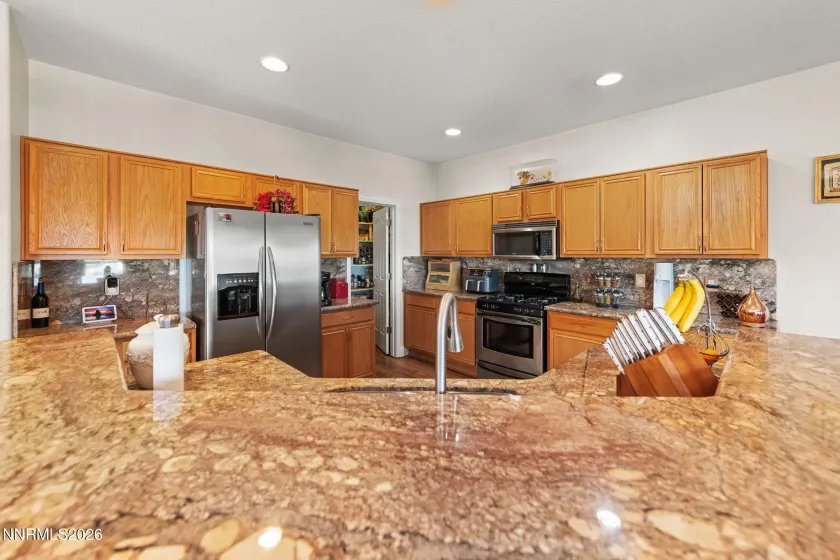 1350 Thompson, Carson City, Nevada 89703, 3 Bedrooms Bedrooms, ,3 BathroomsBathrooms,Residential,Residential,Thompson,260005525