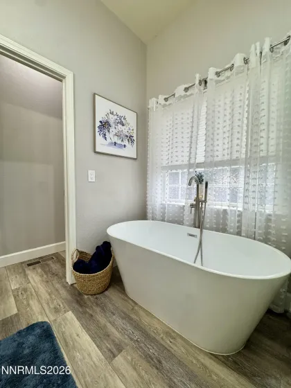 2nd primary bath