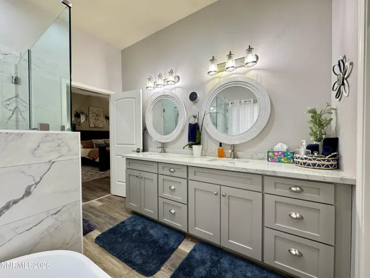 2nd primary bathroom