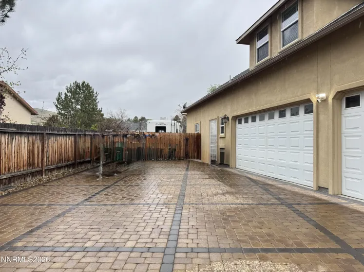 Drive way