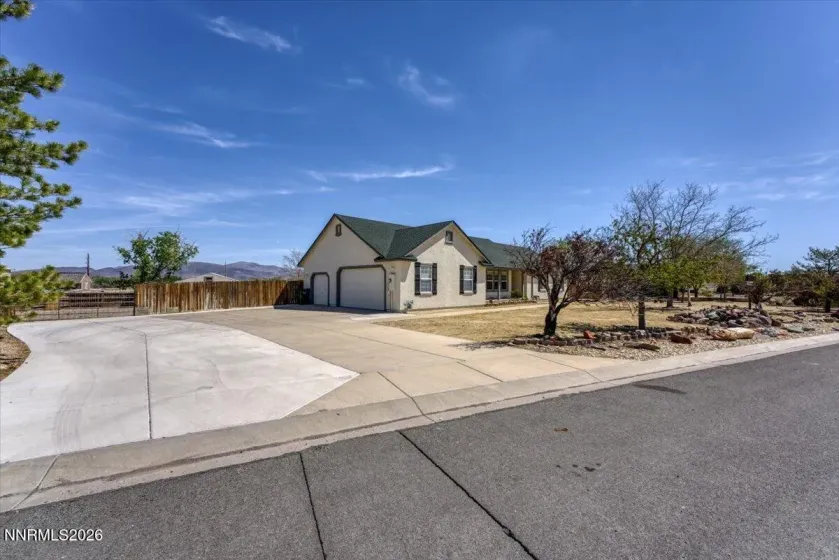 116 Sario, Fernley, Nevada 89408, 3 Bedrooms Bedrooms, ,2 BathroomsBathrooms,Residential,Residential,Sario,260005528