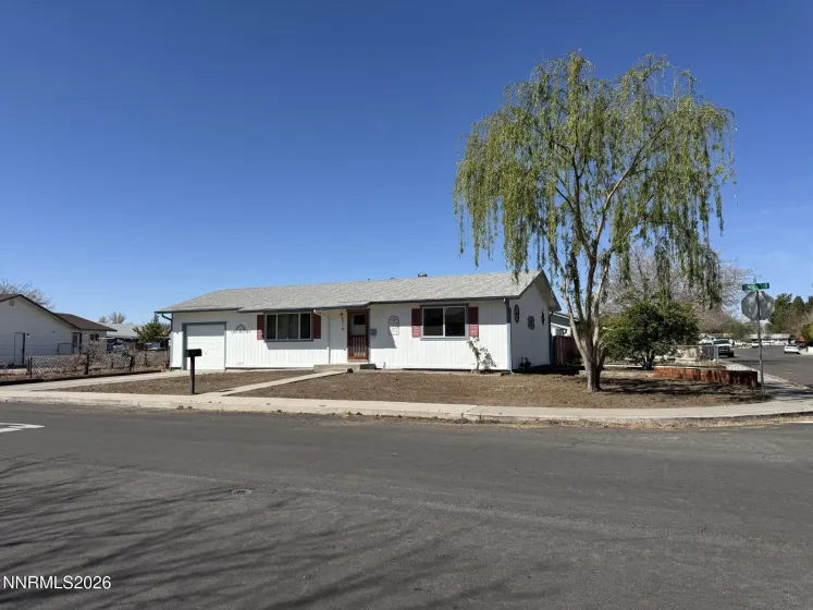 831 Sunset, Fallon, Nevada 89406, 2 Bedrooms Bedrooms, ,1 BathroomBathrooms,Residential,Residential,Sunset,260005530
