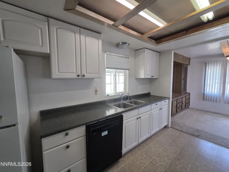 390 Scorpio, Reno, Nevada 89521, 3 Bedrooms Bedrooms, ,2 BathroomsBathrooms,Residential,Residential,Scorpio,260005529