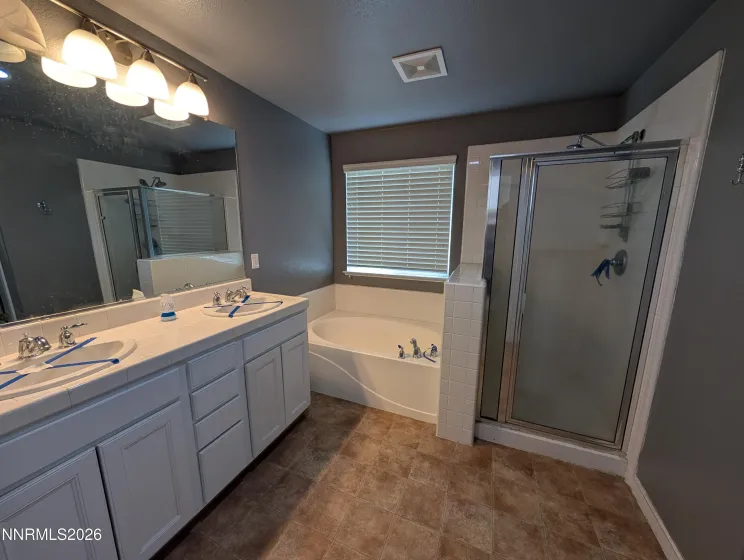 6682 Sportoletti, Sparks, Nevada 89436, 3 Bedrooms Bedrooms, ,3 BathroomsBathrooms,Residential,Residential,Sportoletti,260005532