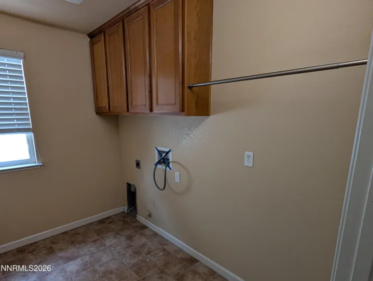 6682 Sportoletti, Sparks, Nevada 89436, 3 Bedrooms Bedrooms, ,3 BathroomsBathrooms,Residential,Residential,Sportoletti,260005532