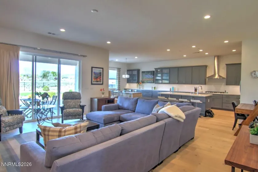2134 Butte Creek, Sparks, Nevada 89436, 3 Bedrooms Bedrooms, ,3 BathroomsBathrooms,Residential,Residential,Butte Creek,260005534