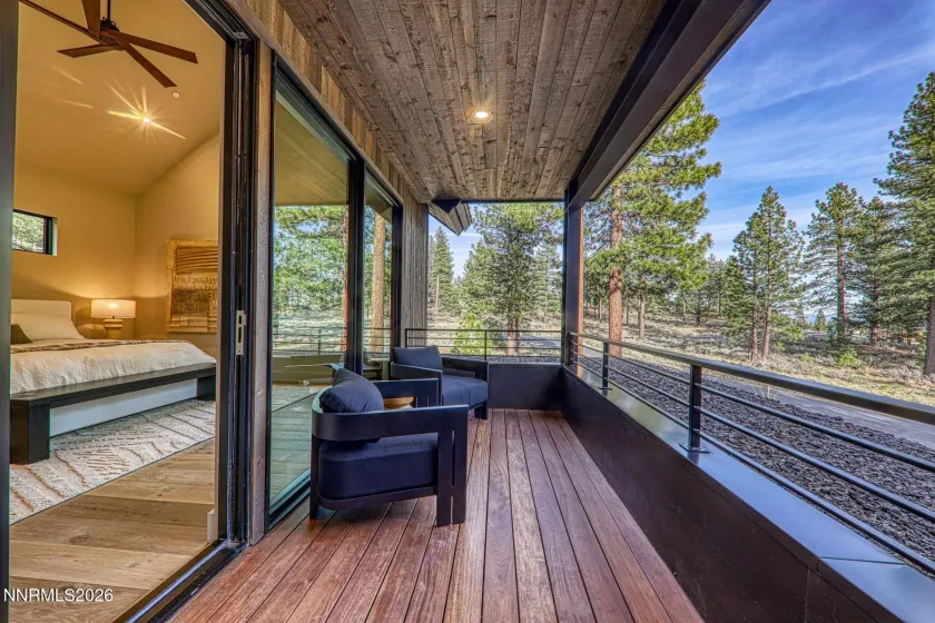 Private Deck