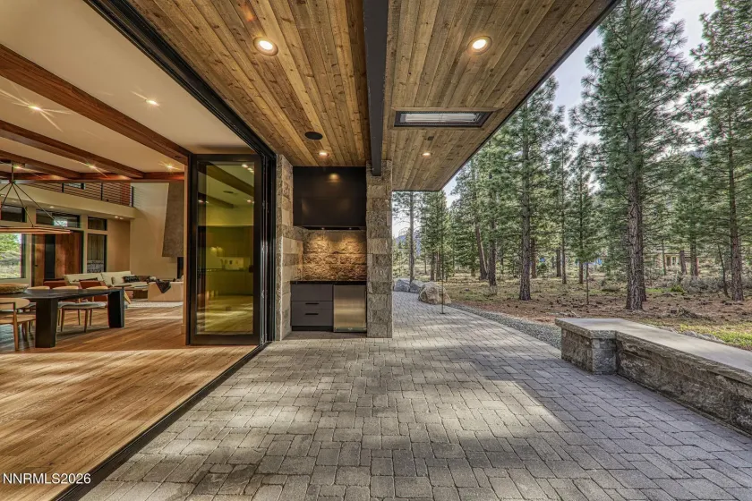 Indoor - Outdoor Living