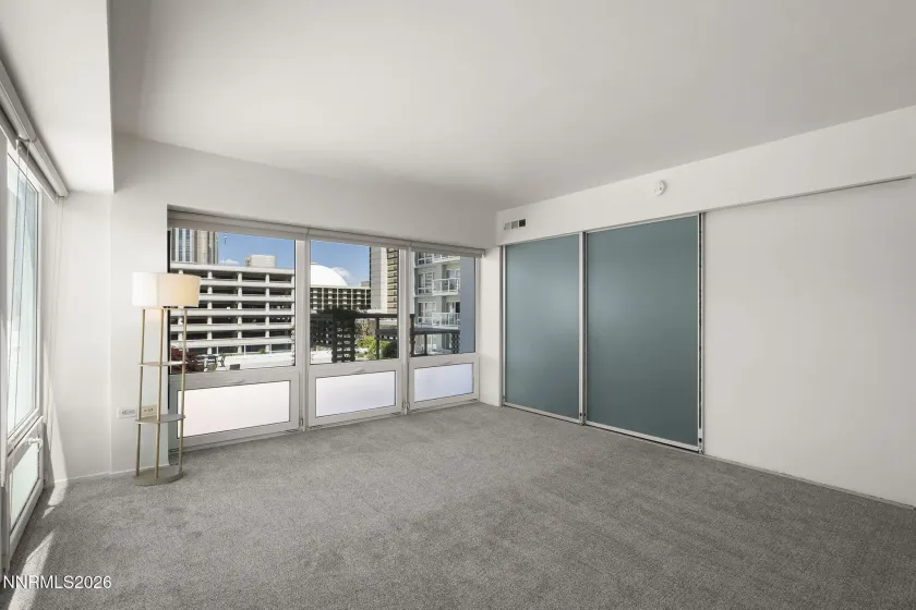 255 Sierra, Reno, Nevada 89501, 1 Bedroom Bedrooms, ,1 BathroomBathrooms,Residential,Residential,Sierra,260005538