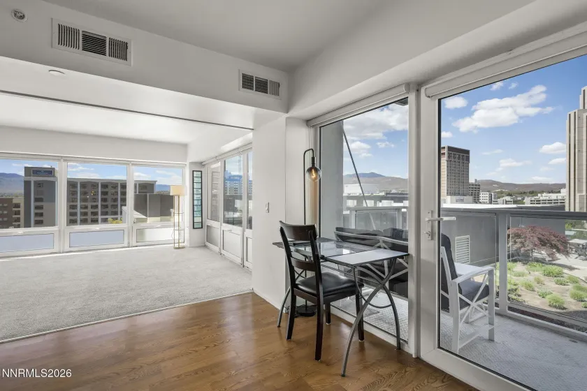 255 Sierra, Reno, Nevada 89501, 1 Bedroom Bedrooms, ,1 BathroomBathrooms,Residential,Residential,Sierra,260005538