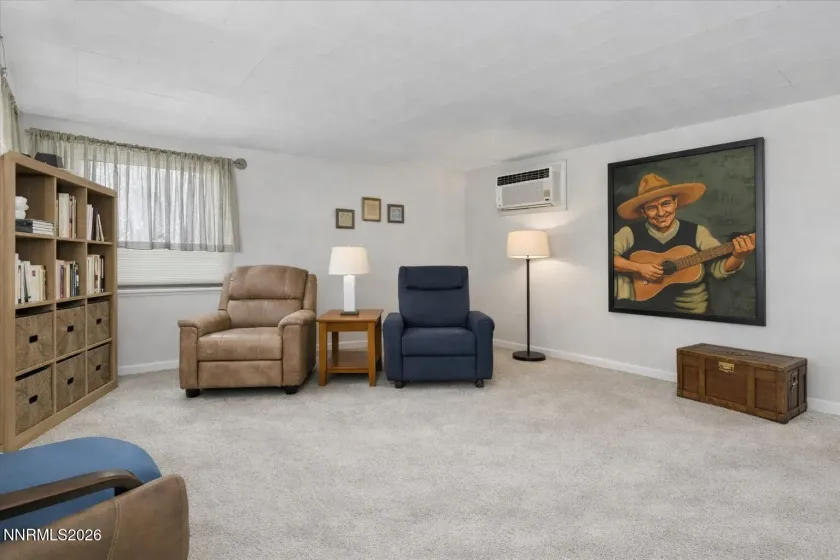 1945 4th, Sparks, Nevada 89431, 2 Bedrooms Bedrooms, ,1 BathroomBathrooms,Residential,Residential,4th,260005539