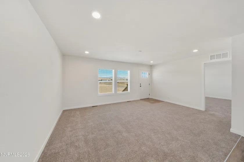 5684 Juniper, Silver Springs, Nevada 89429, 3 Bedrooms Bedrooms, ,2 BathroomsBathrooms,Residential,Residential,Juniper,260005541