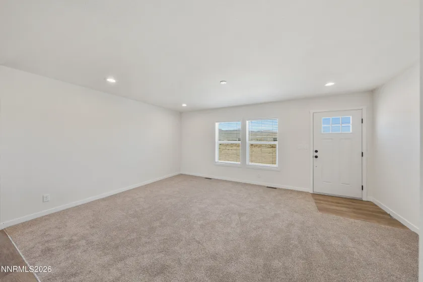 5684 Juniper, Silver Springs, Nevada 89429, 3 Bedrooms Bedrooms, ,2 BathroomsBathrooms,Residential,Residential,Juniper,260005541