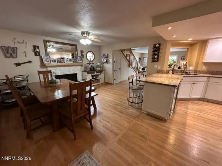 4760 Spring, Reno, Nevada 89502, 4 Bedrooms Bedrooms, ,3 BathroomsBathrooms,Residential,Residential,Spring,260005544