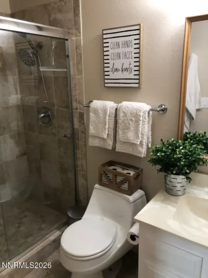4760 Spring, Reno, Nevada 89502, 4 Bedrooms Bedrooms, ,3 BathroomsBathrooms,Residential,Residential,Spring,260005544